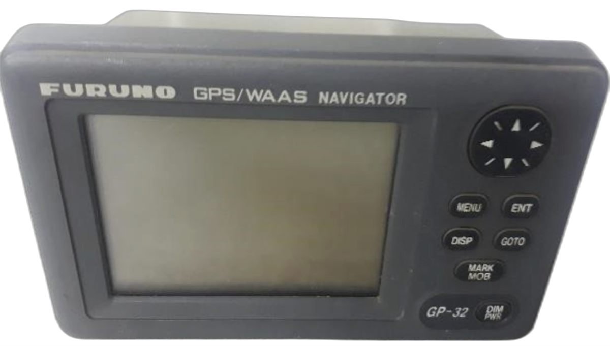 FURUNO GP-32 GPS/WAAS Navigator