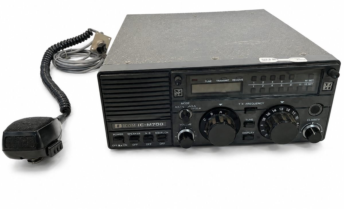ICOM IC-M700 MARINE HF SSB RADIOTELEPHONE