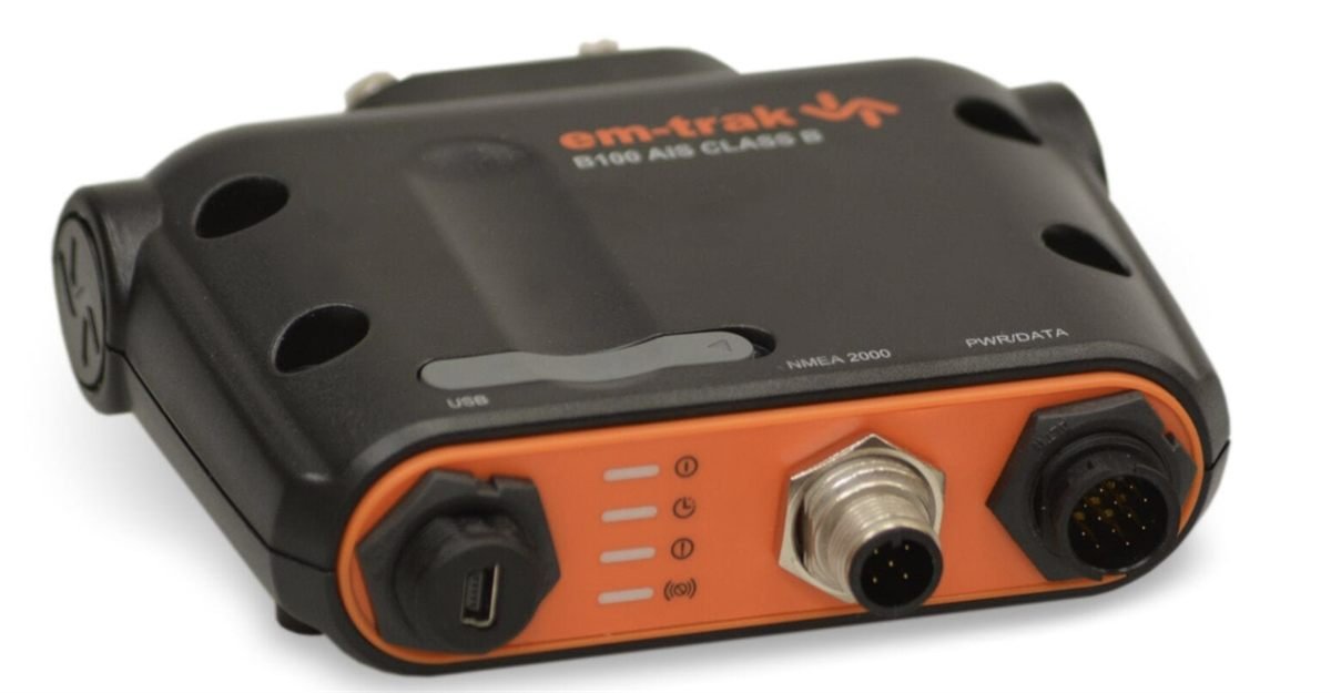 EM-TRAK B100 AIS CLASS B TRANSCEIVER
